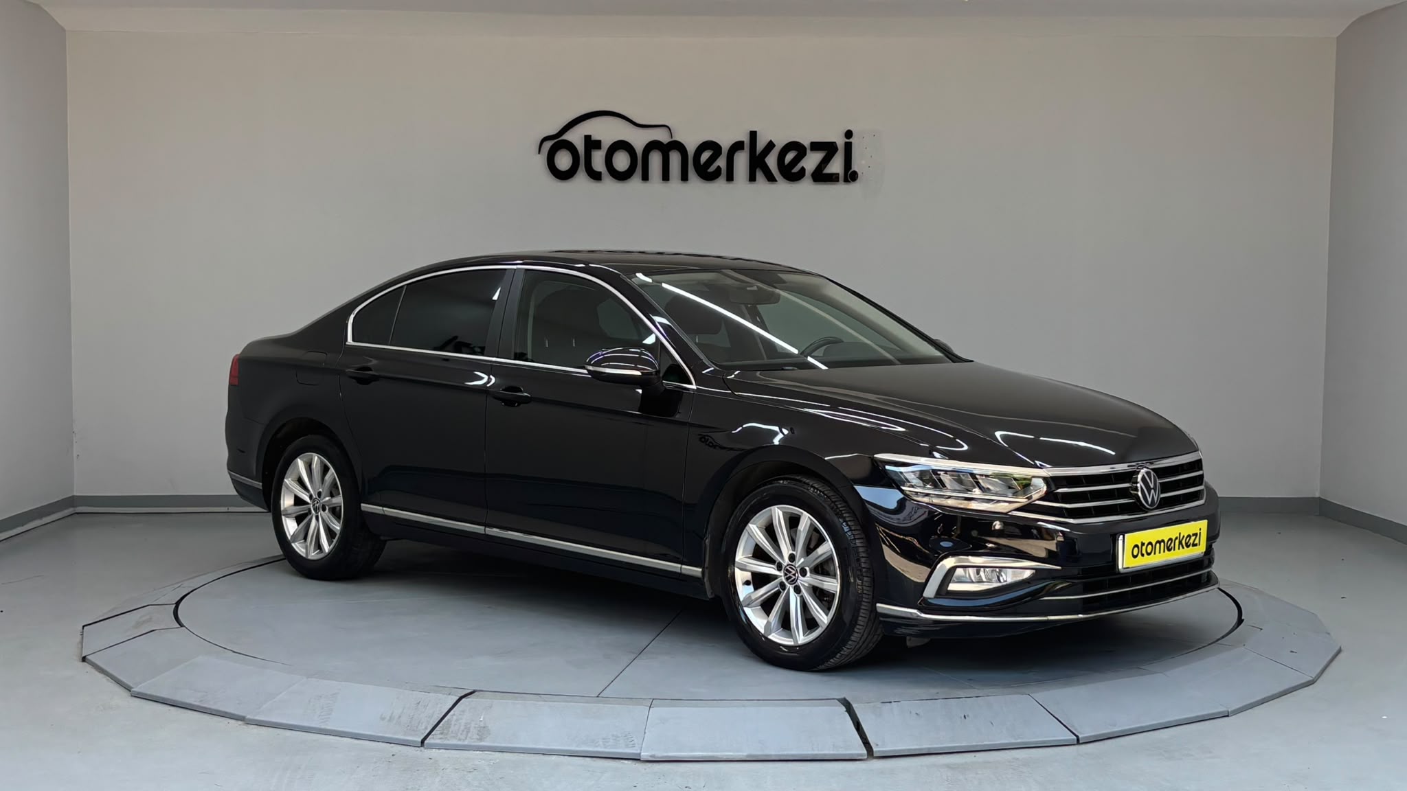 VOLKSWAGEN PASSAT 8